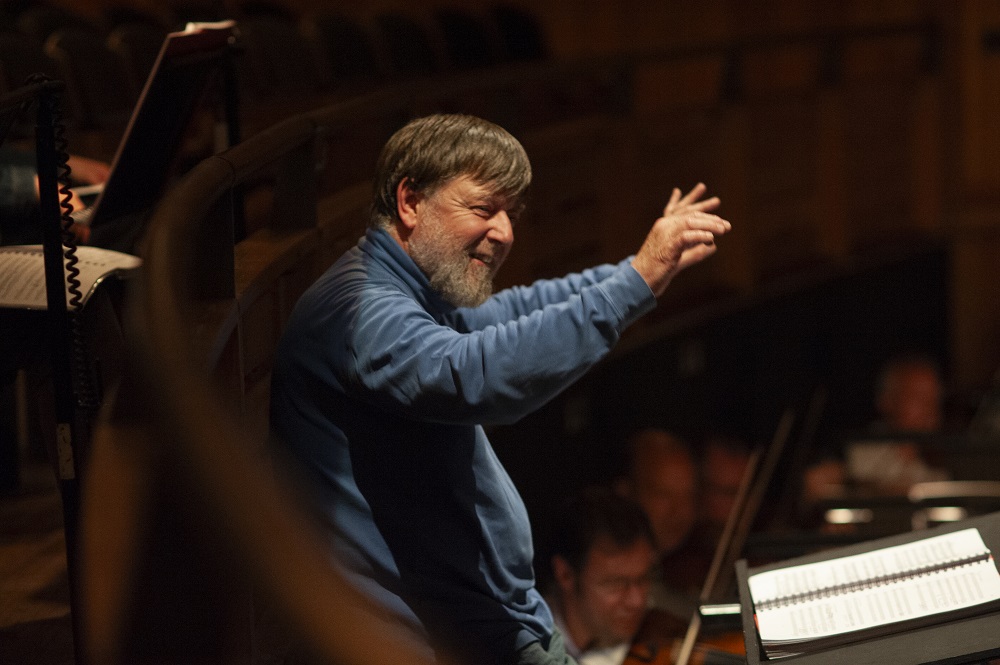 Andrew Davis conducting at Glyndebourne