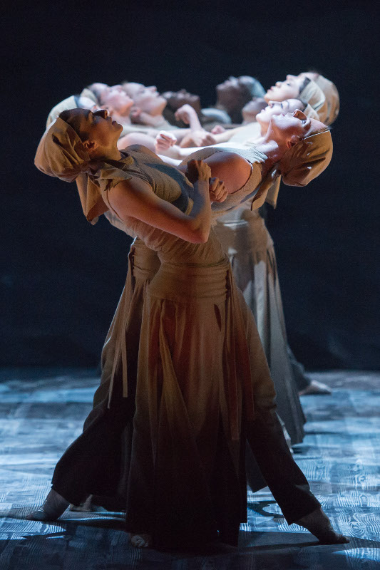 Dancers of English National Ballet in Akram Khan's 'Dust'