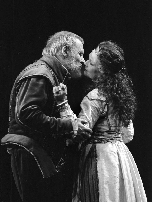 Anthony Hopkins and Judi Dench in 1987 at the NT