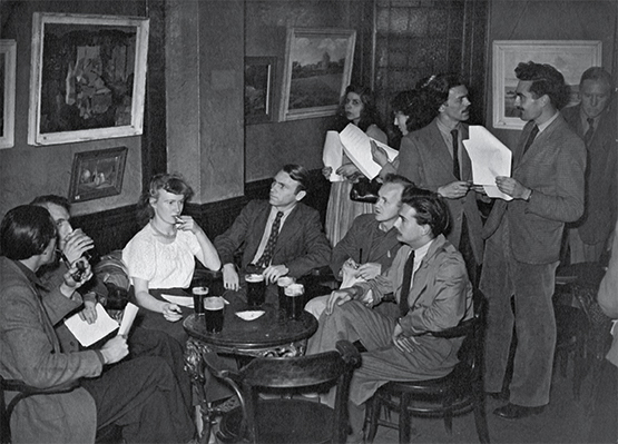 1948 photo by Gillian Ayres, the Walmer Castle pub nearby to Camberwell School of Art © Gillian Ayres