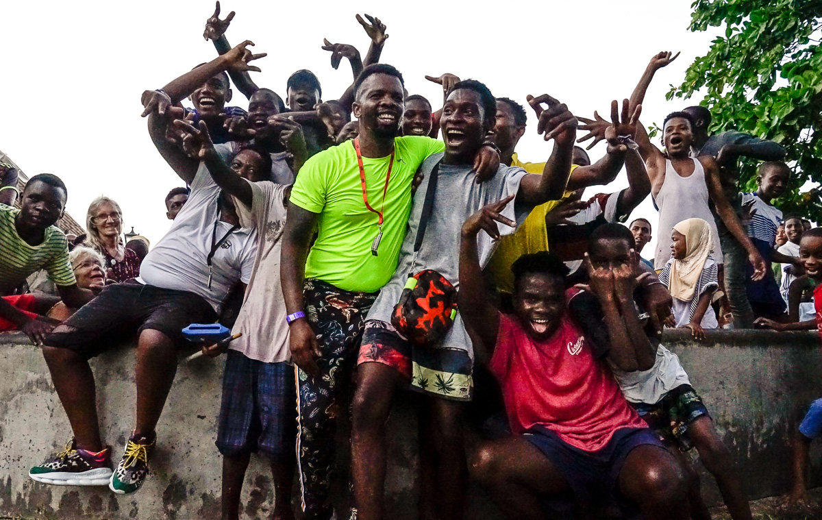 Jovi from BCUC getting devoured by the local youth in Forodhani Gardens  © Andy Morgan