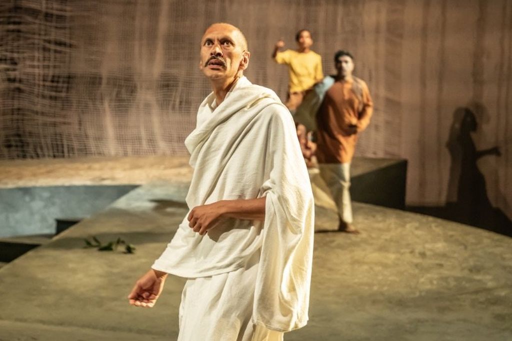 Paul Baely as Mohandas Gandhi at the National 