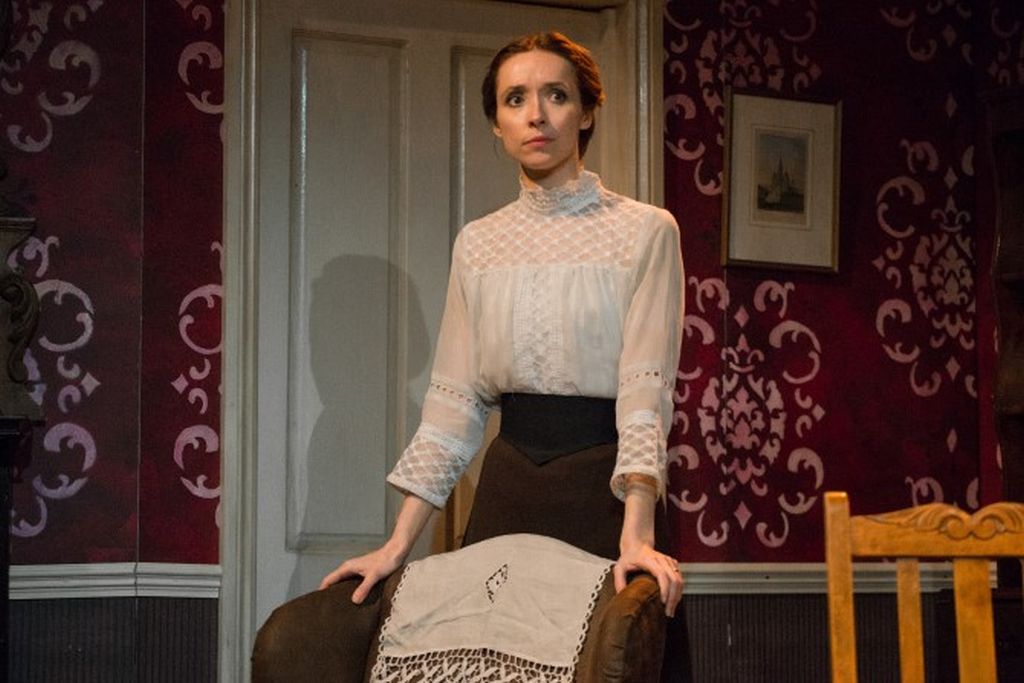 Alix Dunmore in the title role of the play 'Jane Clegg'