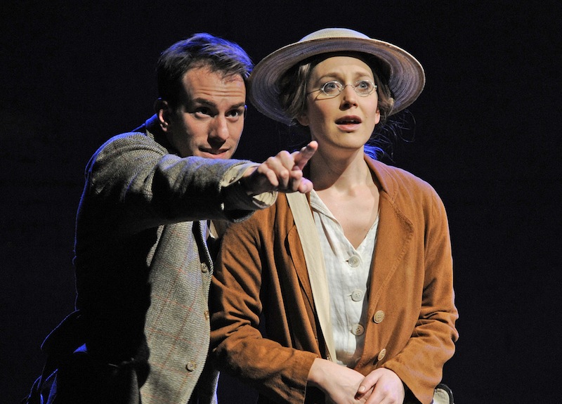 Pip Carter (Edward Thomas) and Hattie Morahan (Helen Thomas) 