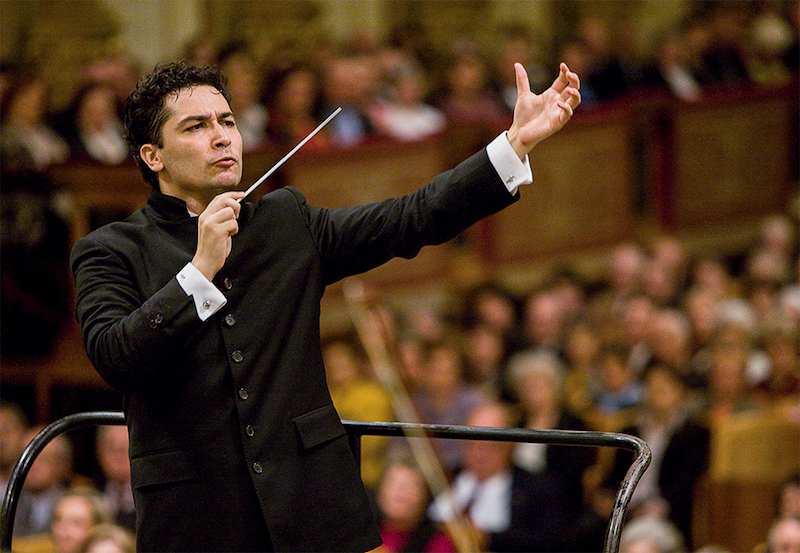 Conductor Andrés Orozco-Estrada, (c) Werner Kmetitsch 