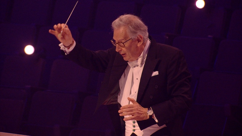 Sir John Eliot Gardiner conducts the Philharmonia