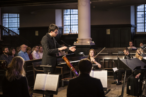 Owain Park conducts the Gesualdo Six