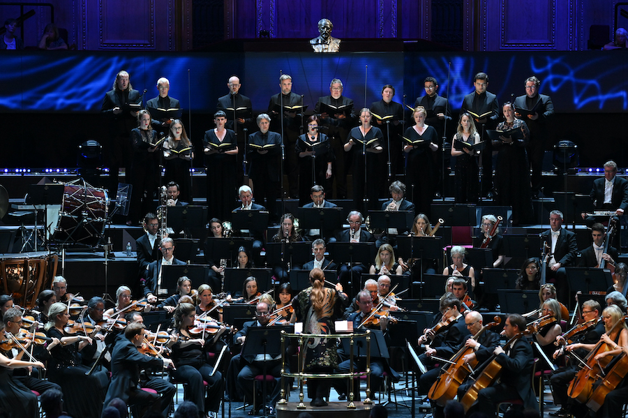 The BBC Symphony Orchestra and BBC Singers in Prom 8