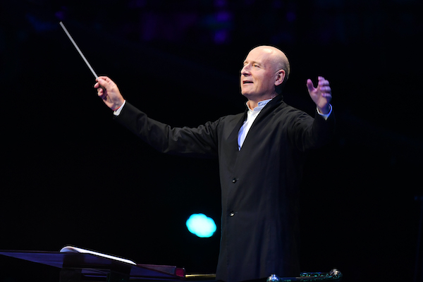 Conductor Paavo Järvi conducts the Philharmonia