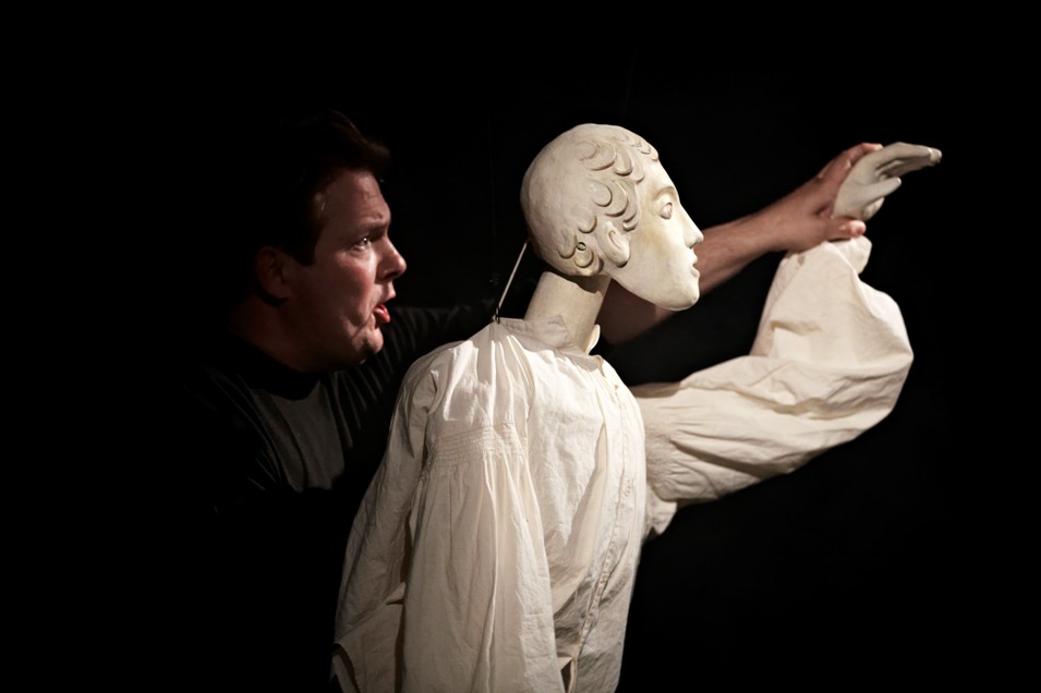 Robert Murray and puppet by Simon Wall