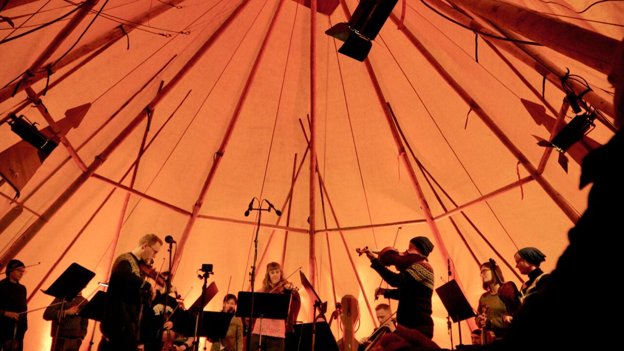 Concert in lavvo, Svalbard