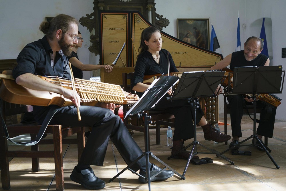 Nyckelharp concert 