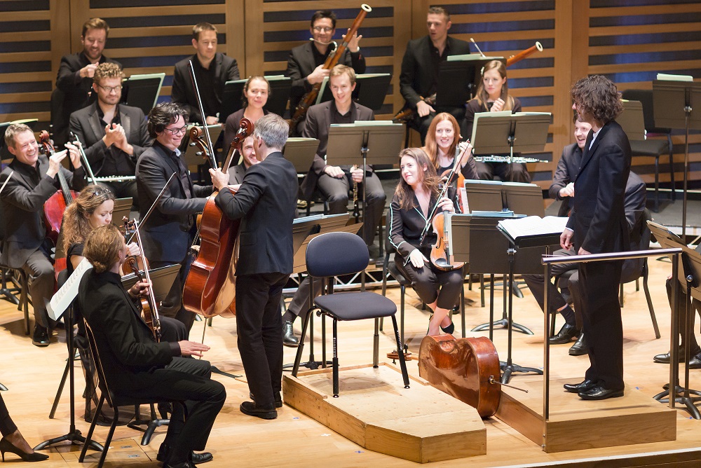 Gerhardt takes over a cello