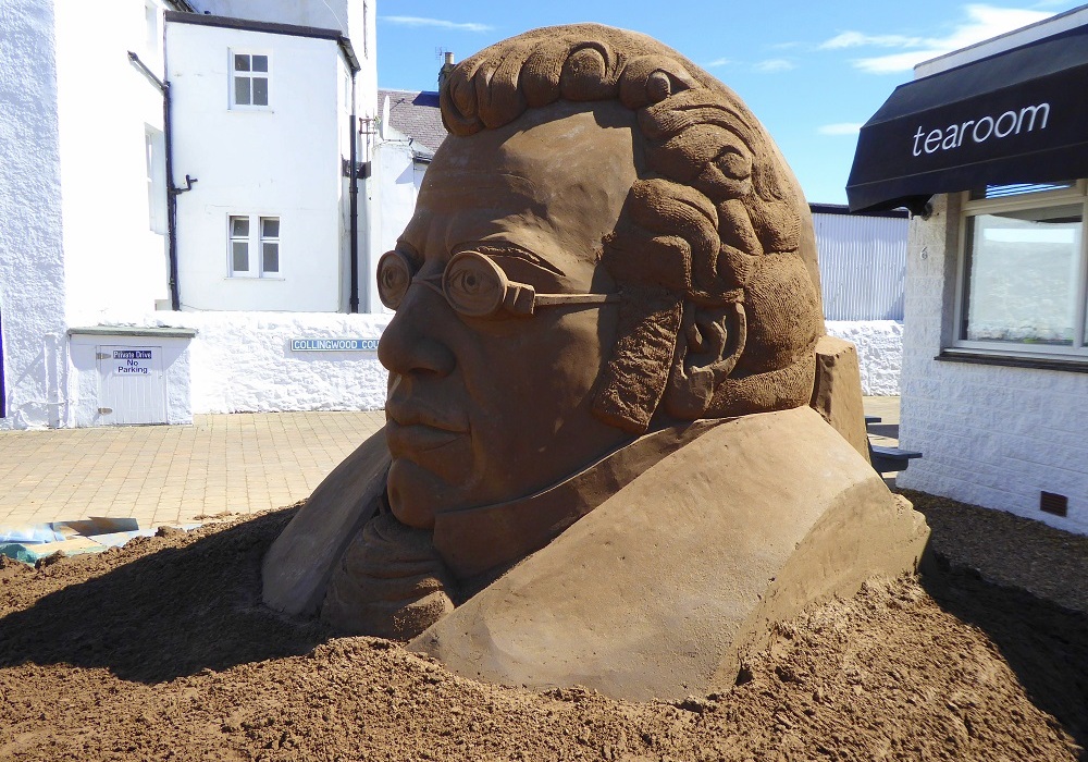 Schubert sand sculpture