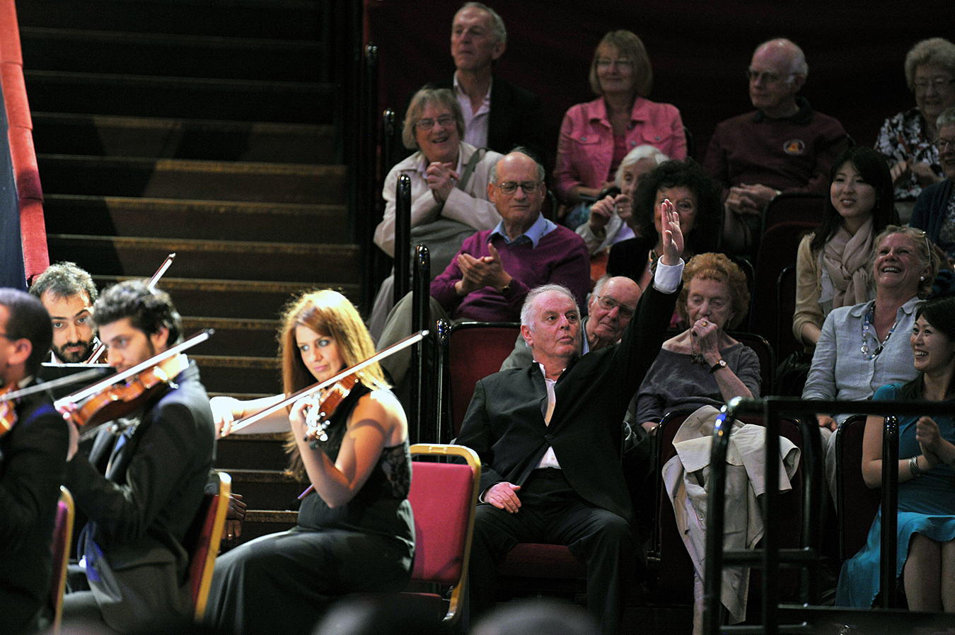 Barenboim sitting out a West-Eastern Divan Orchestra encore at the Proms
