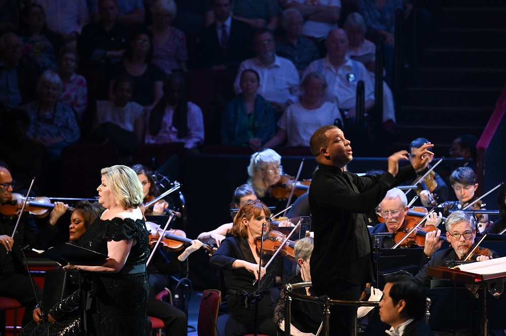 Karen Cargill and Ryan Bancroft in Verdi's Requiem