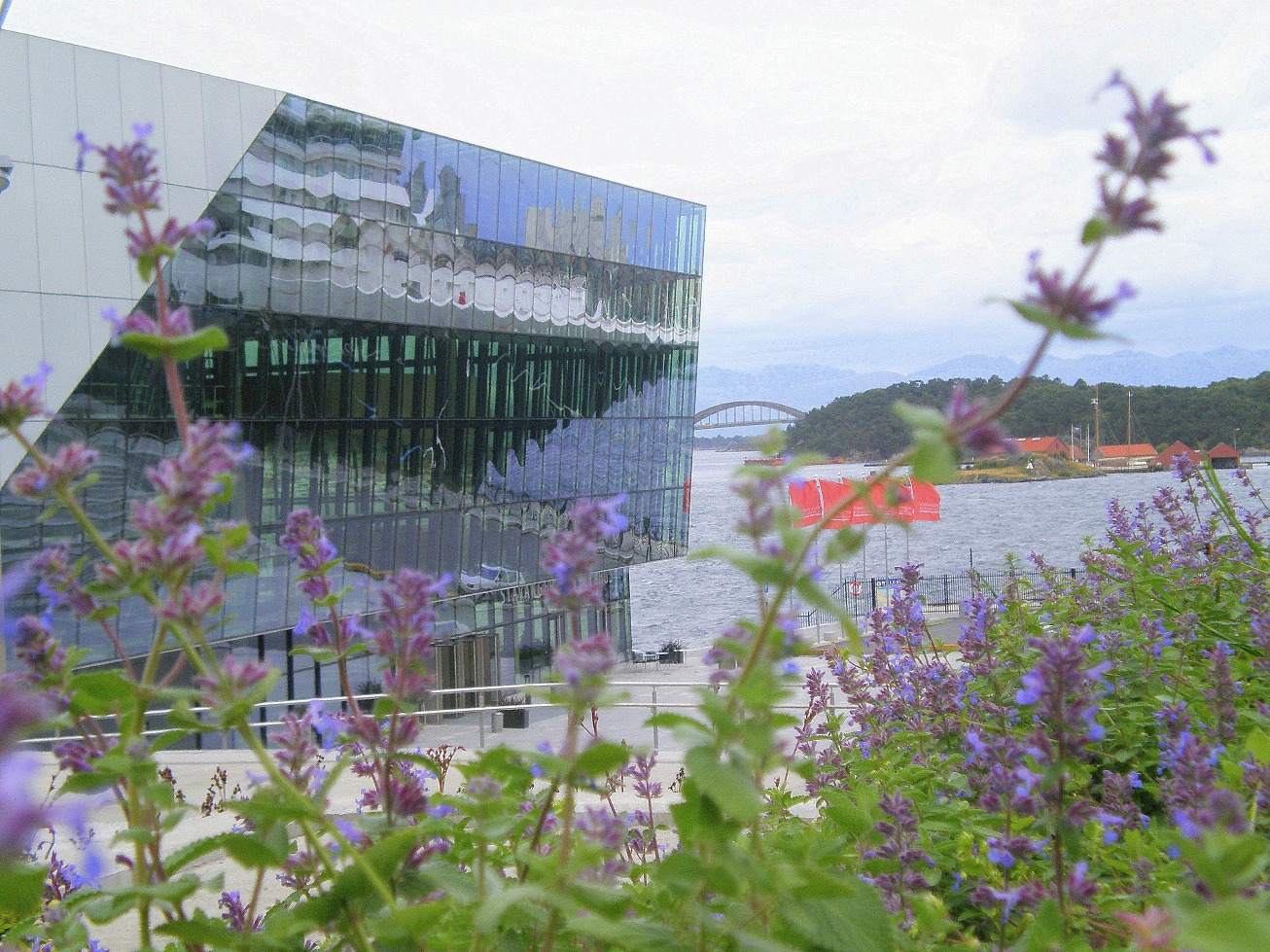 Stavanger concert hall and harbour by David Nice