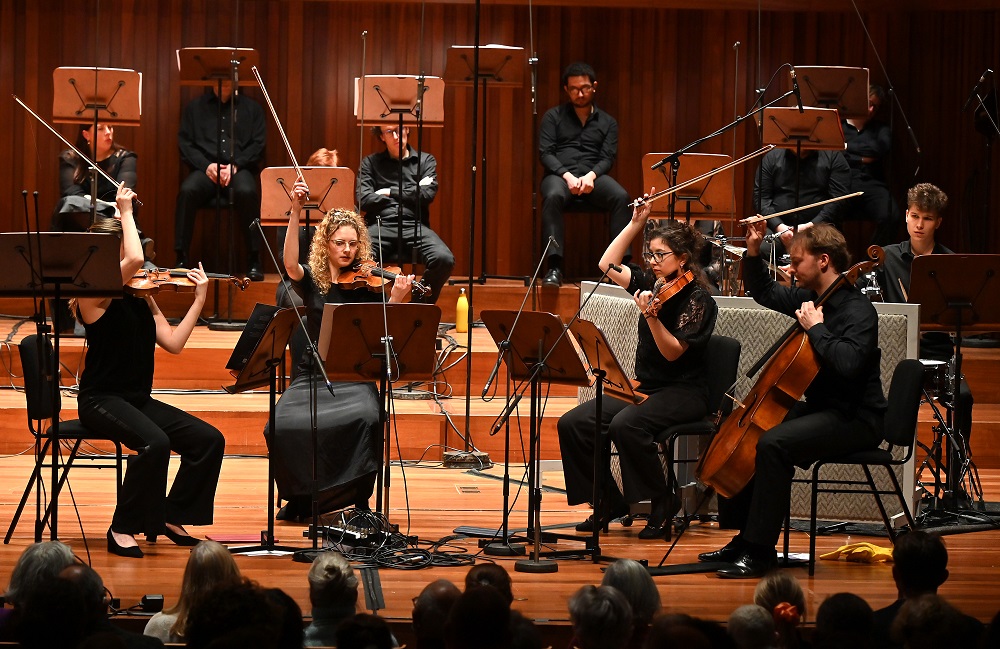 Quartet and percussion in Haas