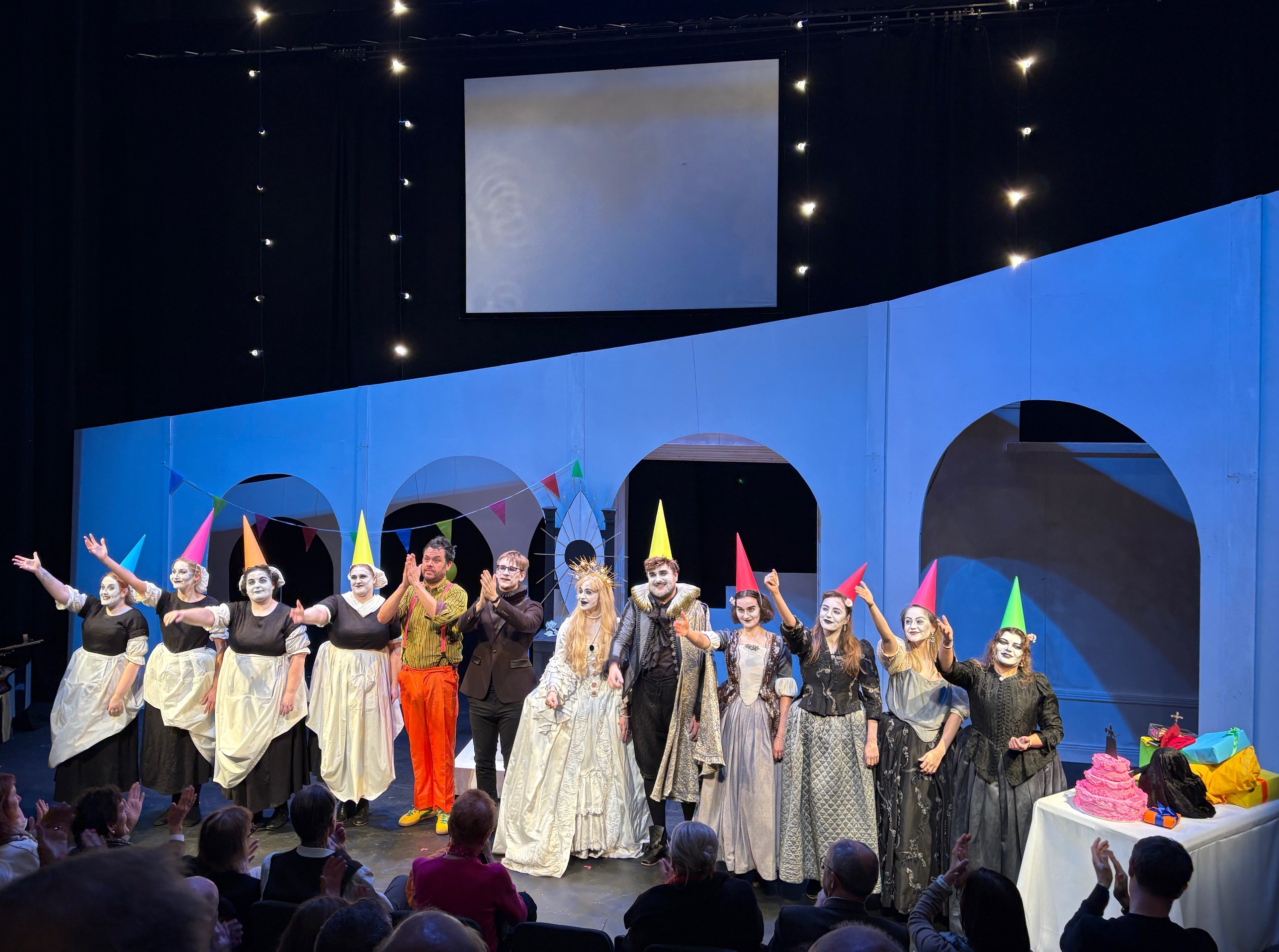 Curtain call from The Dwarf