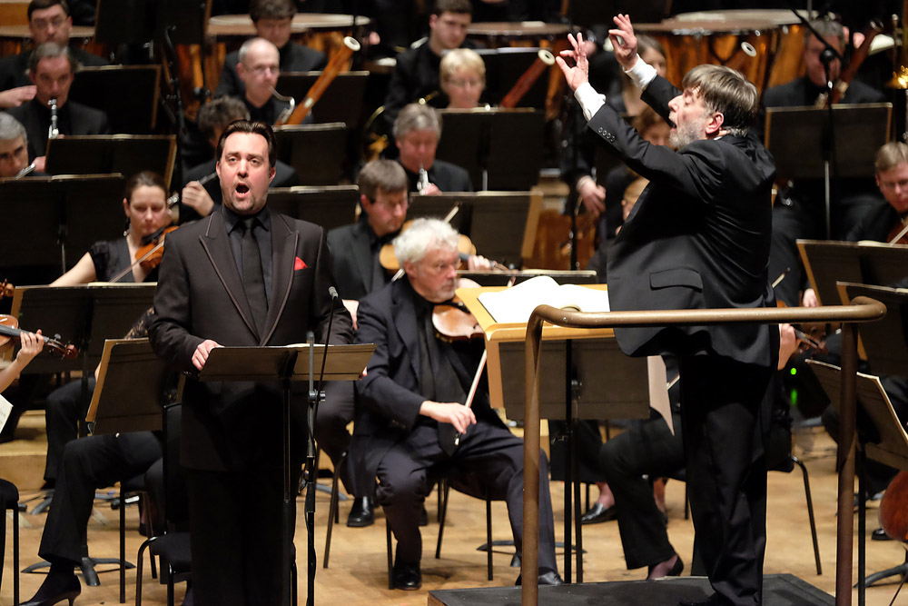 Soar and Davis in Berlioz's Friar Laurence scene