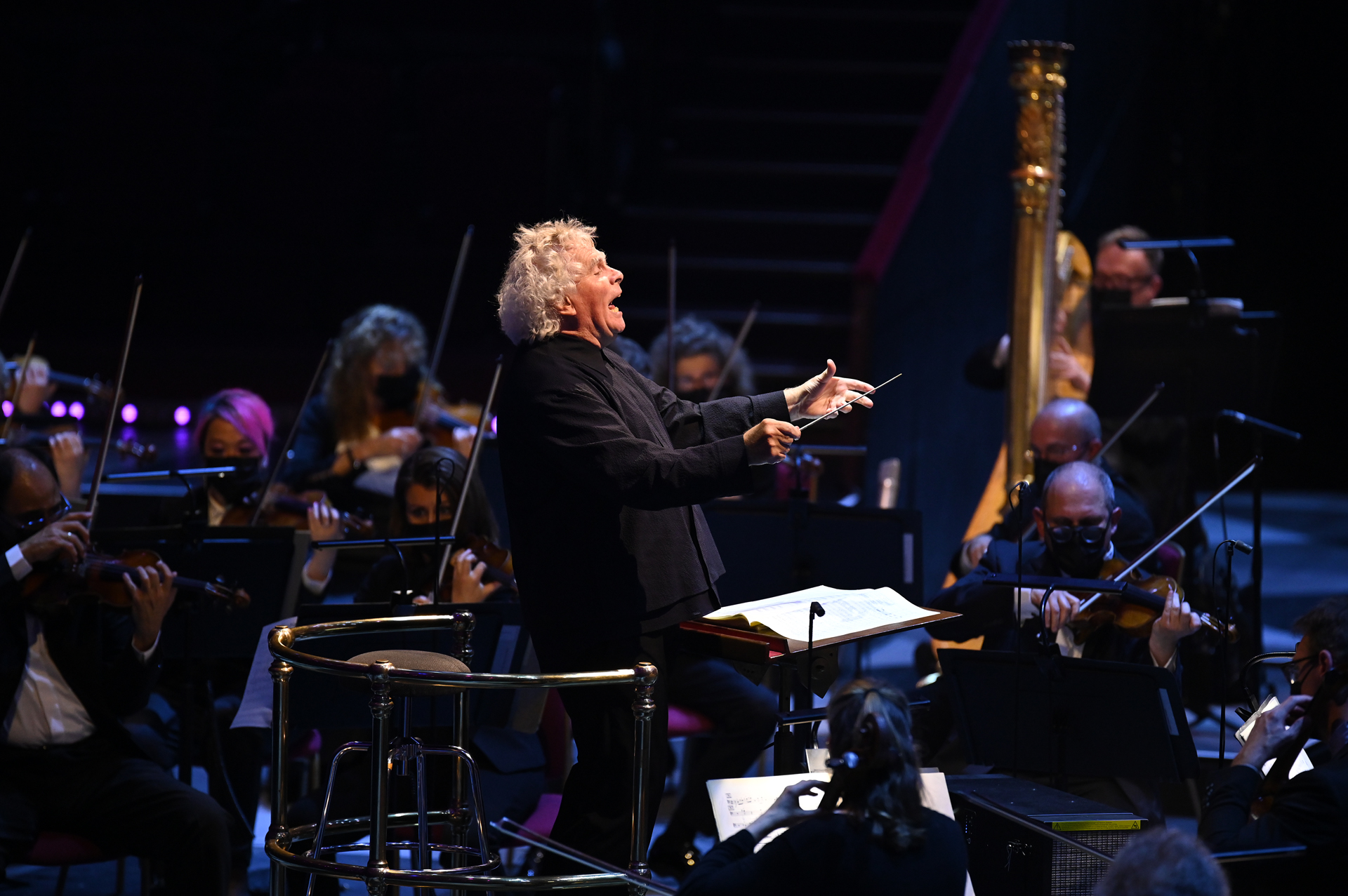 Simon Rattle conducts the LSO