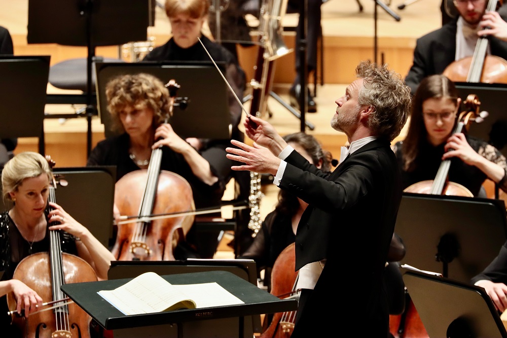 Thomas Sondergard conducting the RSNO