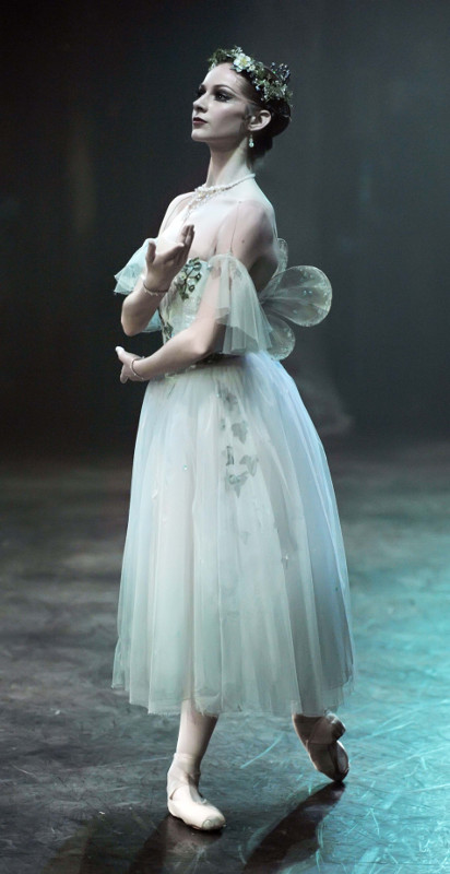 Lauretta Summerscales as Myrthe in Mary Skeaping's production of Giselle at English National Ballet