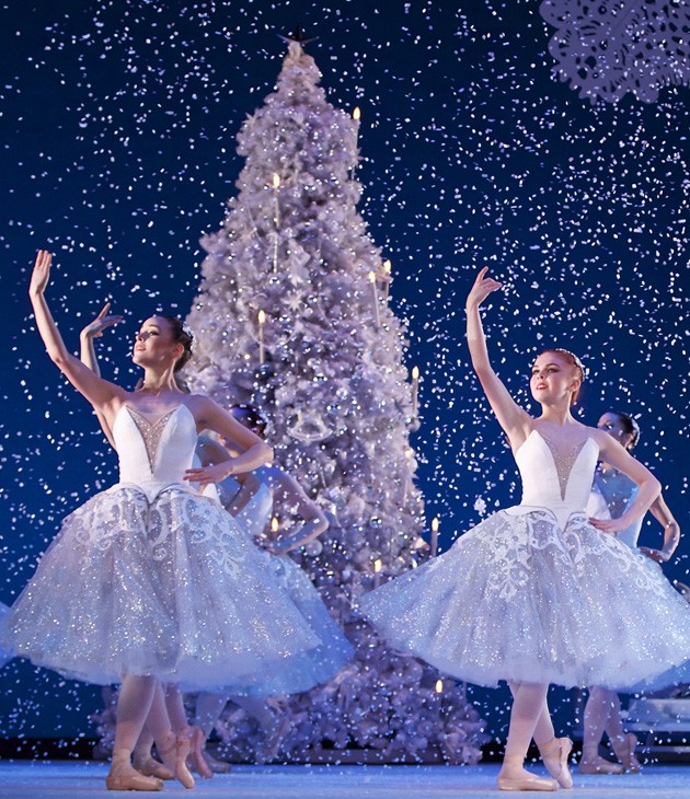 The Land of Ice and Snow in Scottish Ballet's Nutcracker