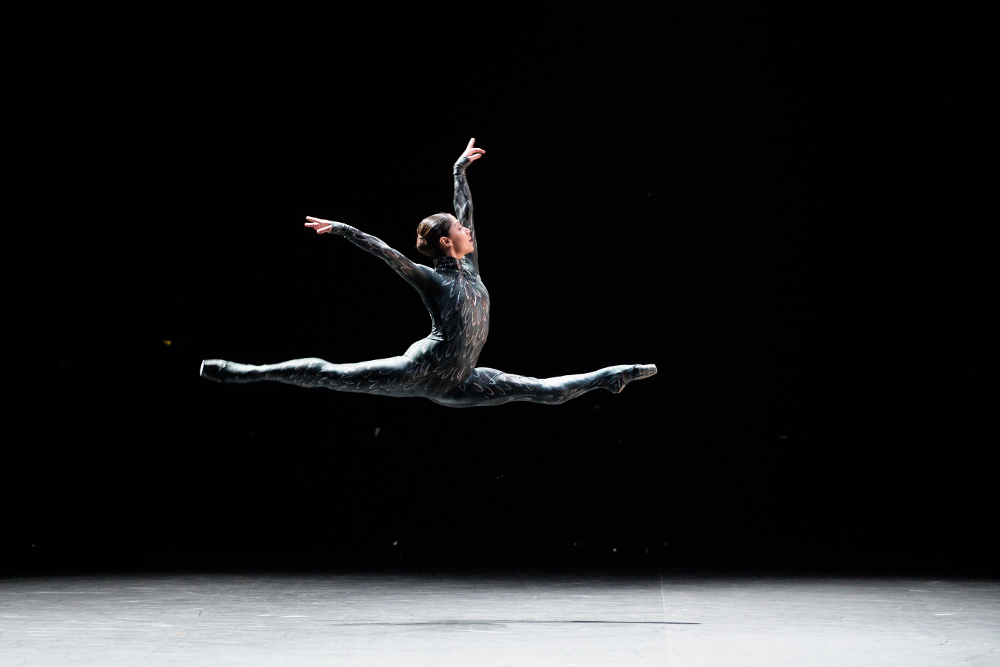 Crystal Costa in 'Fantastic Beasts' by Aszure Barton. Photo by Laurent Liotardo.