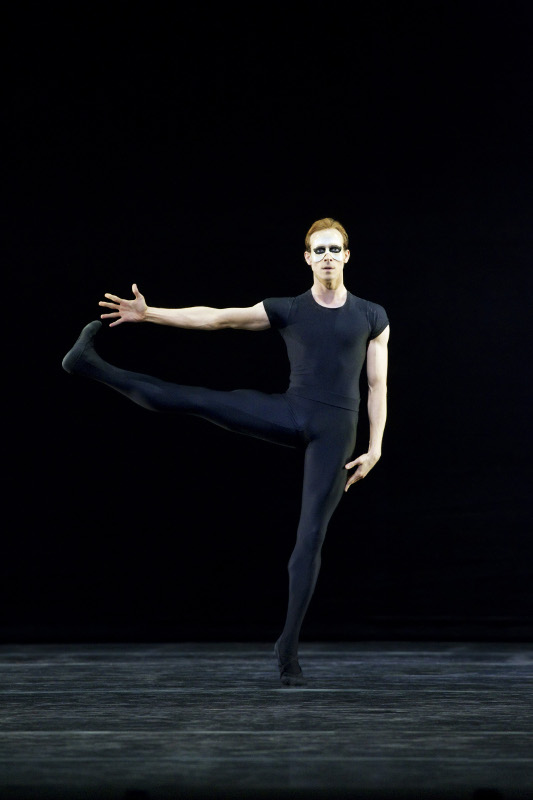 Edward Watson as the Messenger of Death in Kenneth MacMillan's Song of the Earth