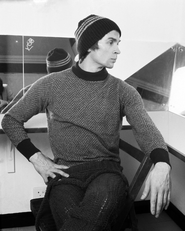 Rudolf Nureyev. Photo by Allan Warren via Wikimedia Commons.