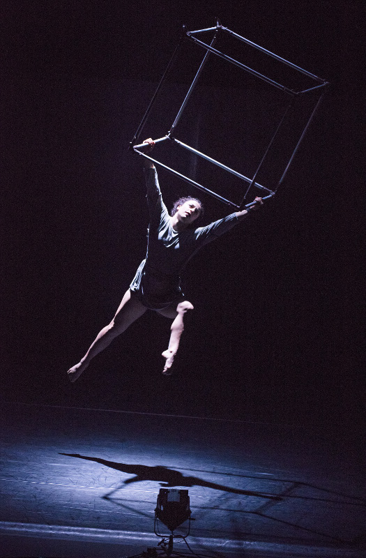 Innovative trapeze work in Circa: The Return