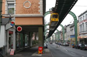 Schwebebahn