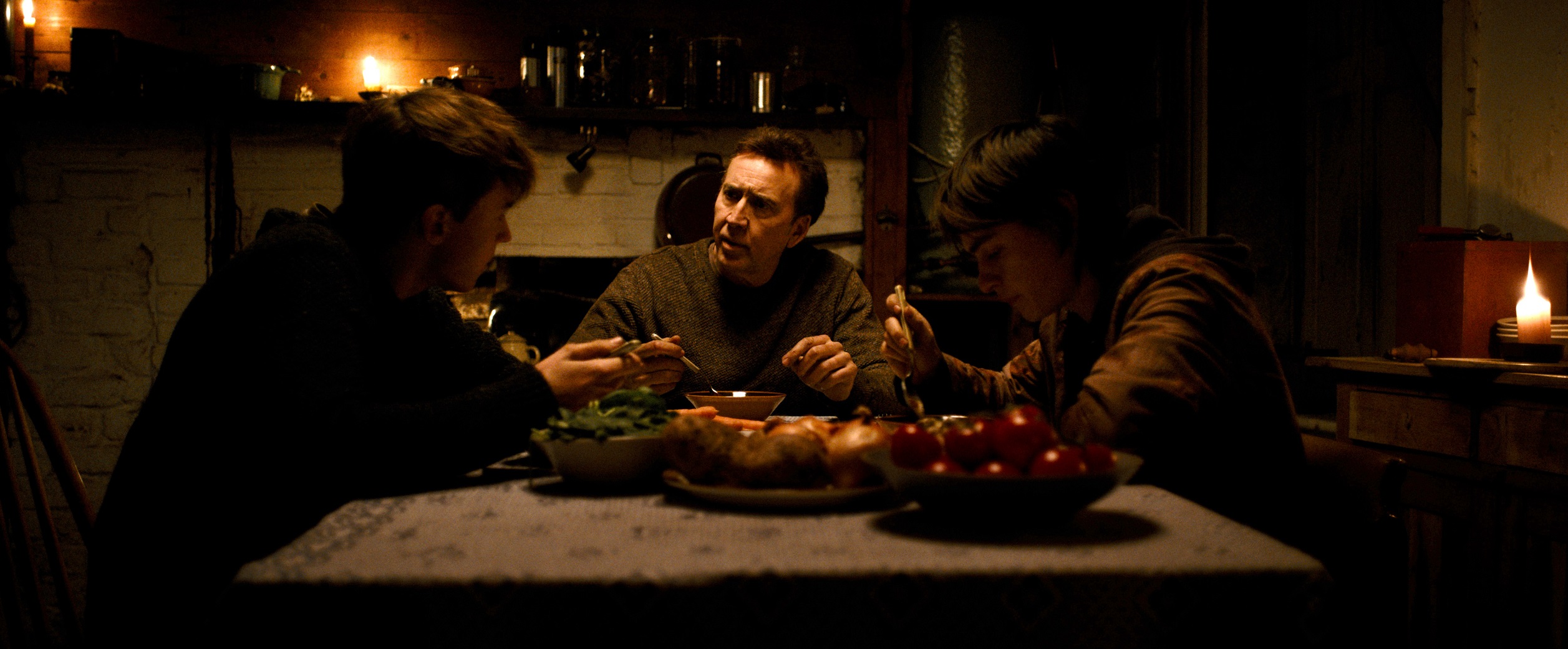 Maxwell Jenkins, Nicolas Cage and Jaeden Martell in Arcadian
