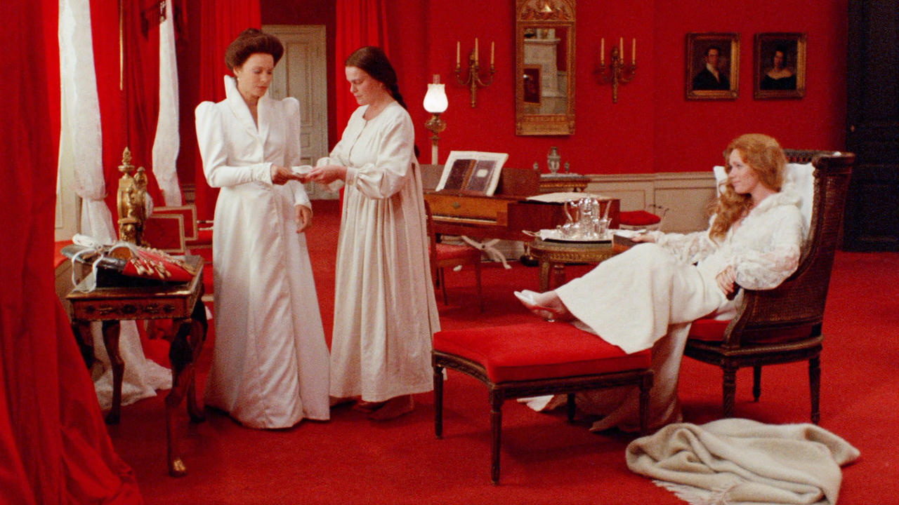 Cries and whispers, Ingrid Thulin, Kari Sylwan and Liv Ullman