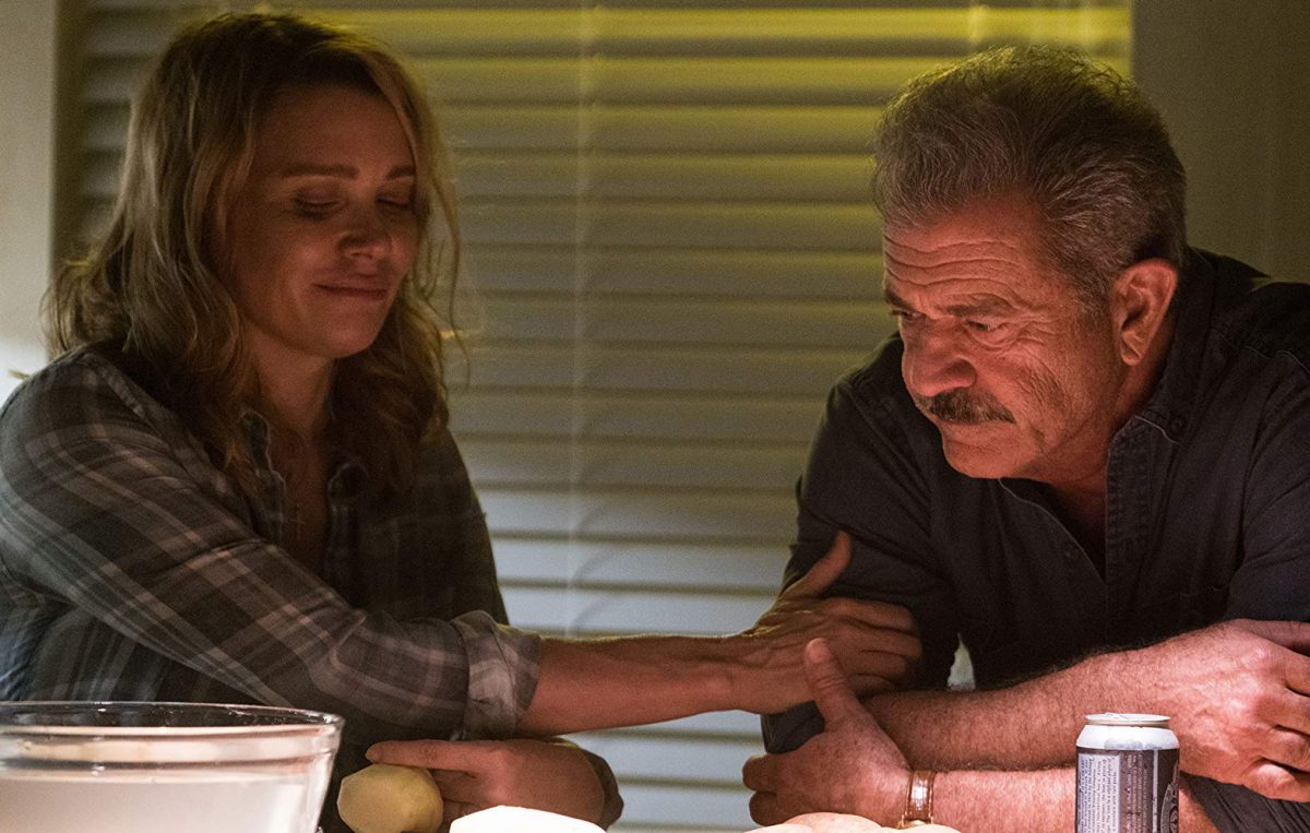 Melanie Ridgeman (Laurie Holden) and Brett Ridgeman (Mel Gibson) in Dragged Across Concrete