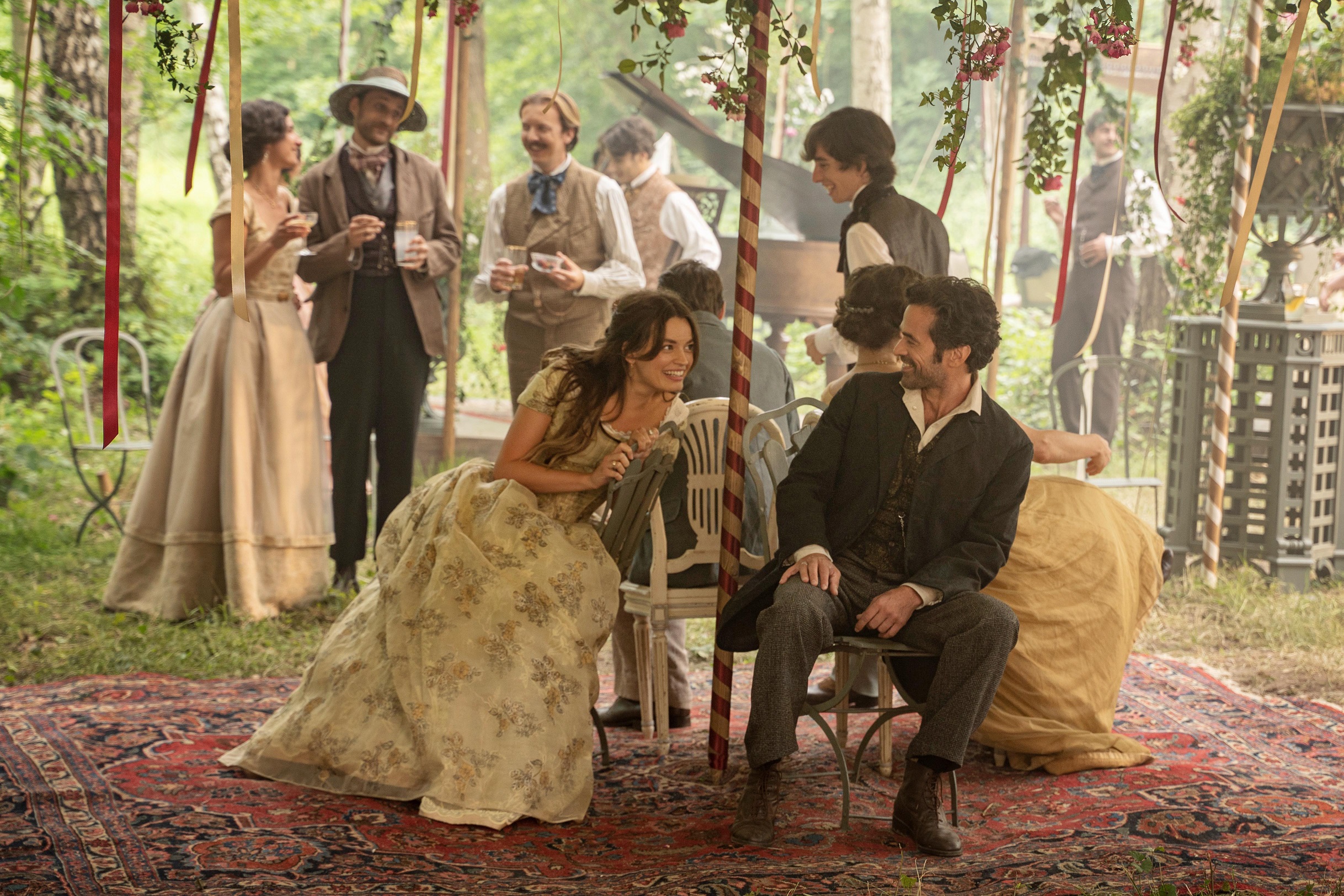 Emma Mackey and Romain Duris in Eiffel