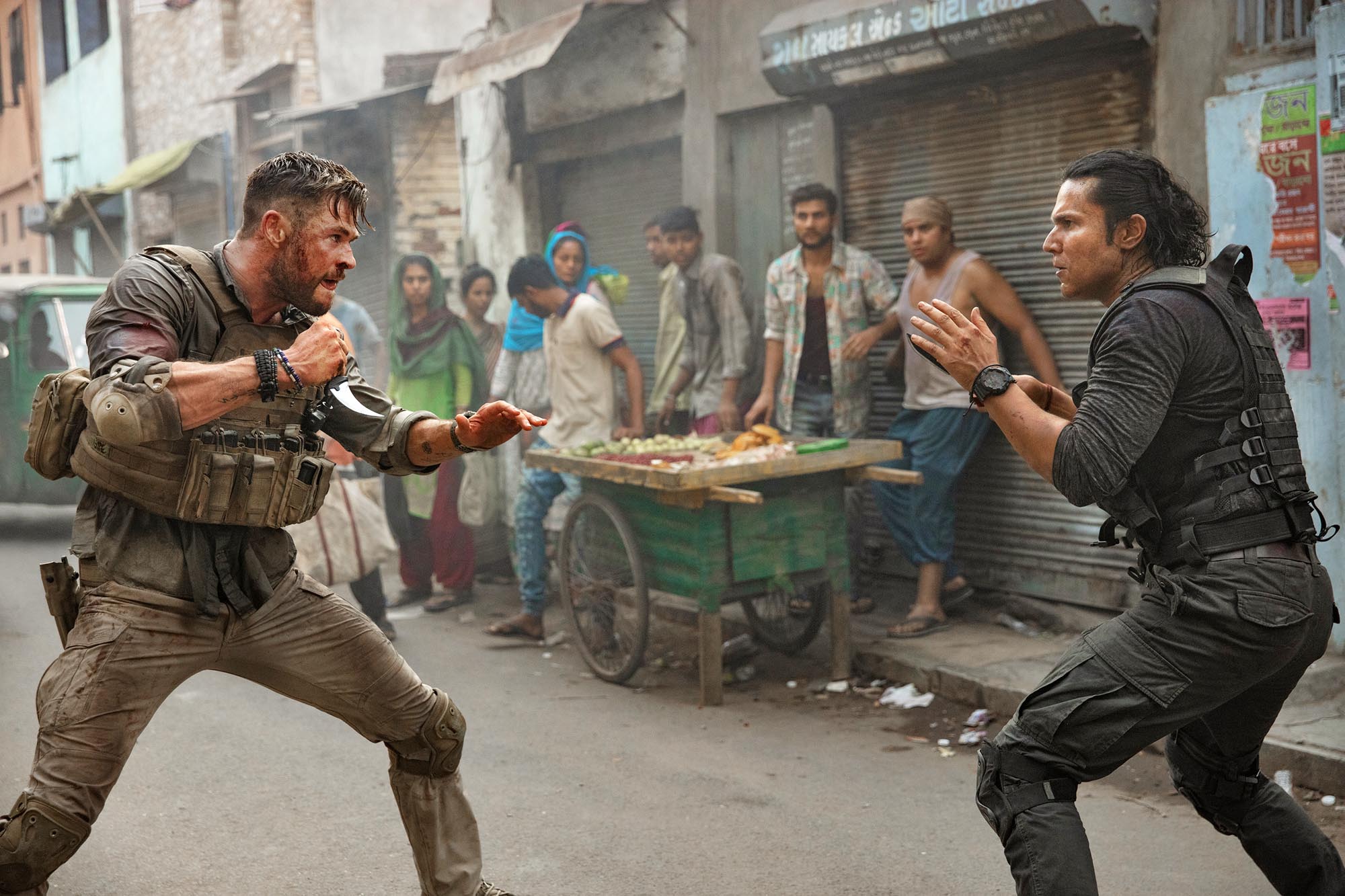 Rake (Chris Hemsworth) and Saju (Randeep Hooda) in Extraction