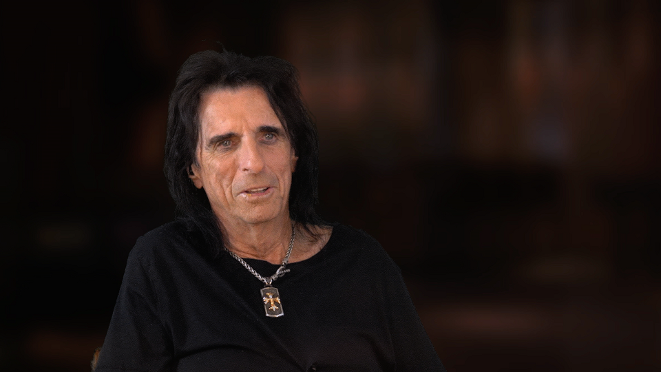 Alice Cooper in Nightclubbing