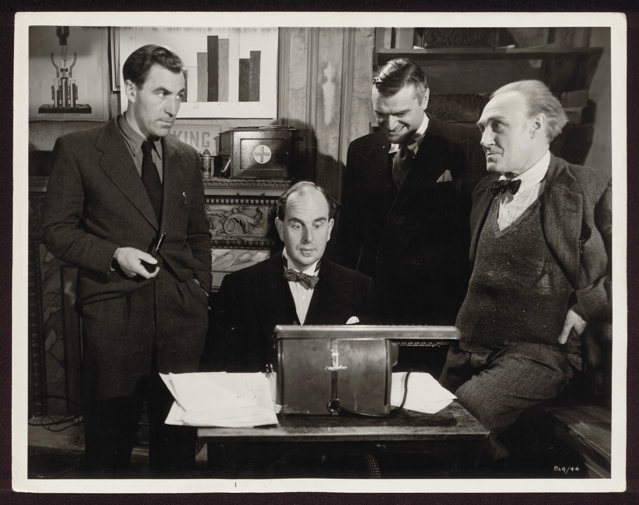 David Farrar, Robert Morley and Jack Hawkins in A Small Back Room