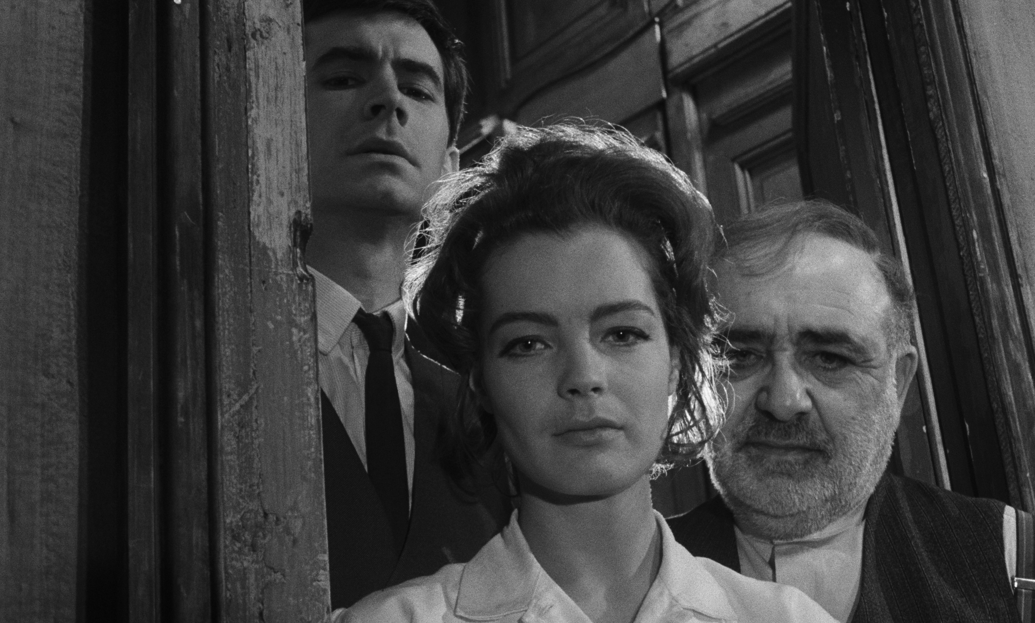 Anthony Perkins, Romy Schneider and Akim Tamiroff in The Trial