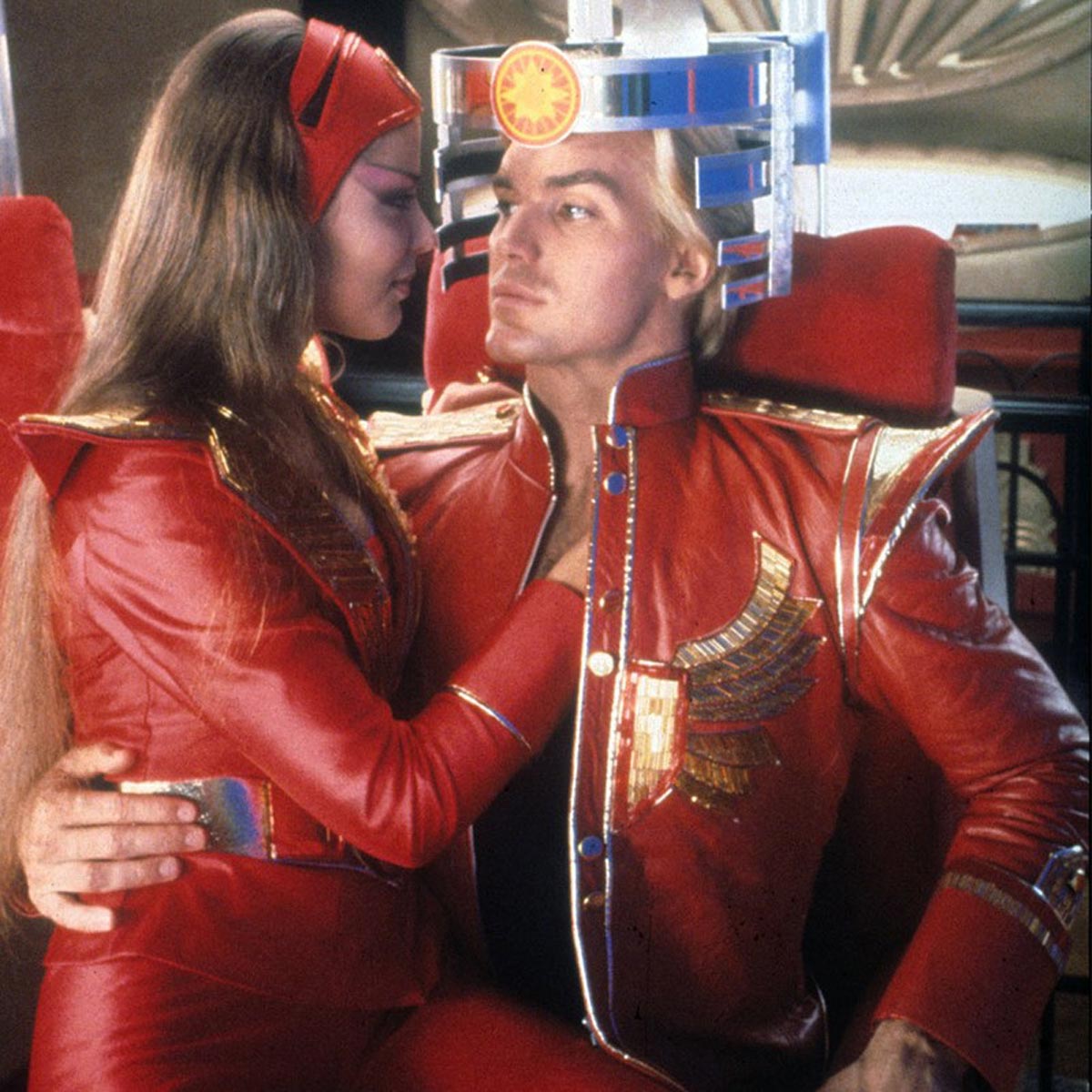 Aura (Ornella Muti) and Flash (Sam J. Jones) in Flash Gordon