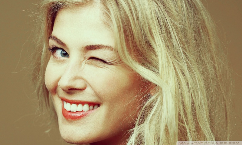 Rosamund Pike in Gone Girl