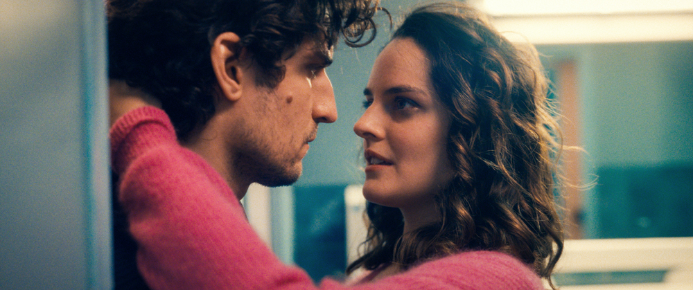 The Innocent Review: Louis Garrel Crafts a Charming Rom-Com Caper