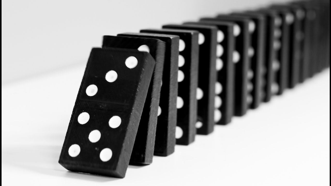 dominoes