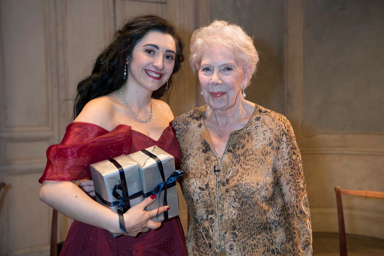 Elbenita Kajtazi and Dame Janet Baker