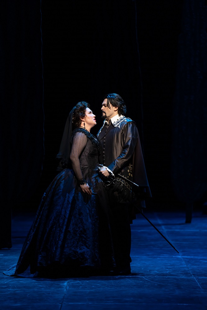 Luca Micheletti and Yulia Matochkina in Don Carlo