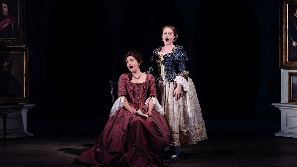 Samantha Clarke and Claire Lees in 'Le nozze di Figaro'