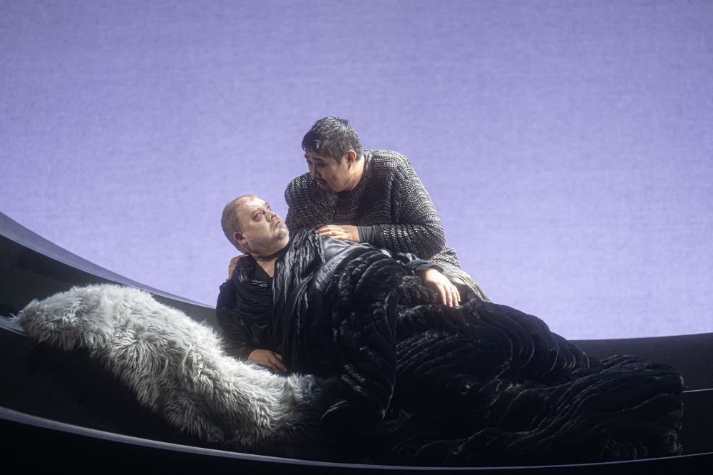 Stuart Skelton and Shenyang as Tristan and Kurwenal