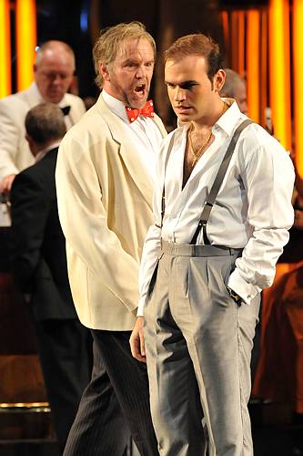 Michael Fabiano and Anthony Michaels-Moore in ENO Rigoletto